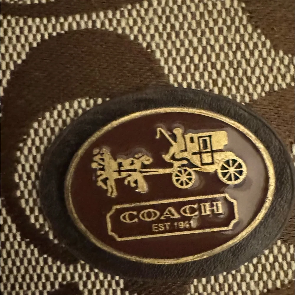 Coach carriage vintage Double Zip Wallet